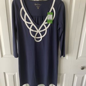 Lilly Pulitzer Blaire Dress NWT. Never worn. 19” pit to pit and 35” long. Navy